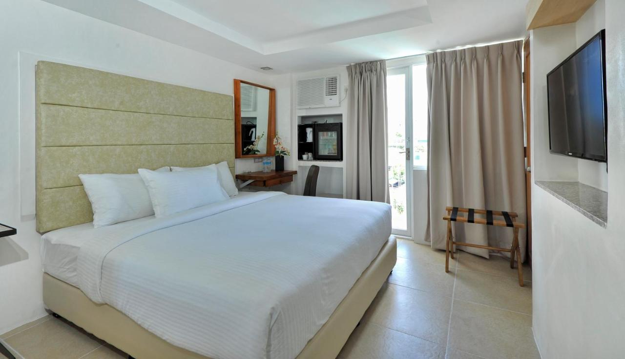 Wellcome Hotel Cebu Exteriör bild